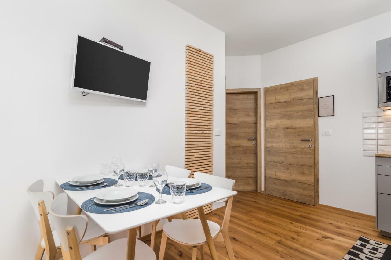 Rika Apartments On The Seaside المظهر الخارجي الصورة